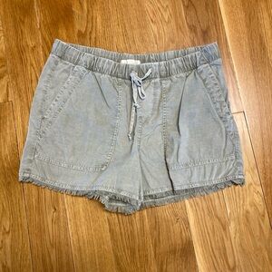 Cloth and Stone shorts size XS
